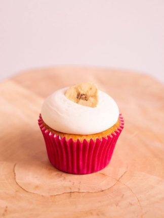 Banaani & tuorejuusto kuppikakku